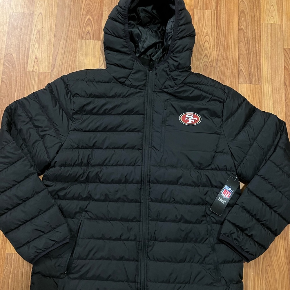 Brand New Men’s San Francisco 49ers Puff Jacket Size Medium